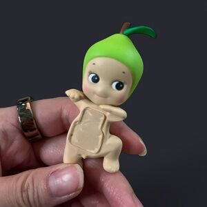 Sonny Angel Harvest Series Hipper - PEAR